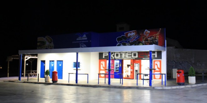 Gasolinera Electrolinera y Gas